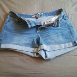 UNIVERSAL THREAD DENIM HIGH RISE MIDI SHORT